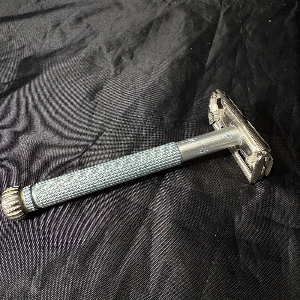 Vintage Lady Gillette Blue Starburst Safety Razor 1965 MCM Baby Blue Light Blue